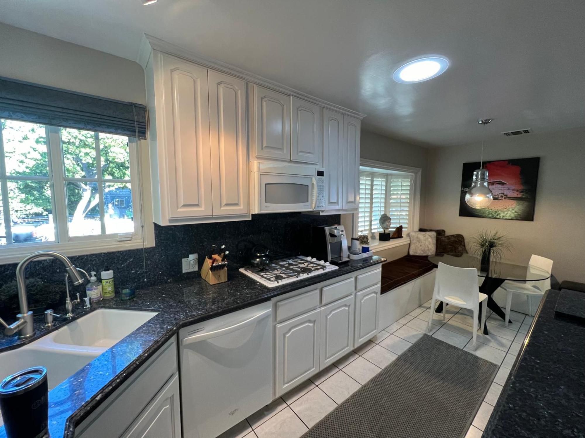 לוס אנג'לס Chic Venice Beach Bungalow Steps From The Canals & Beach מראה חיצוני תמונה
